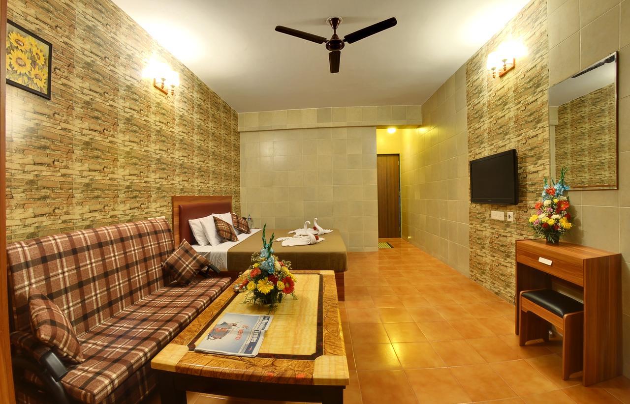 Grand Goa Exotica Hotel Guirim Eksteriør billede